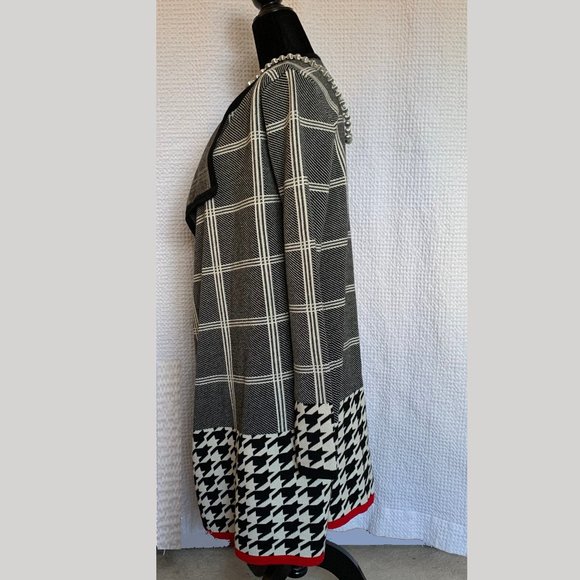 Venus Plaid Houndstooth Cardigan - Picture 3 of 7